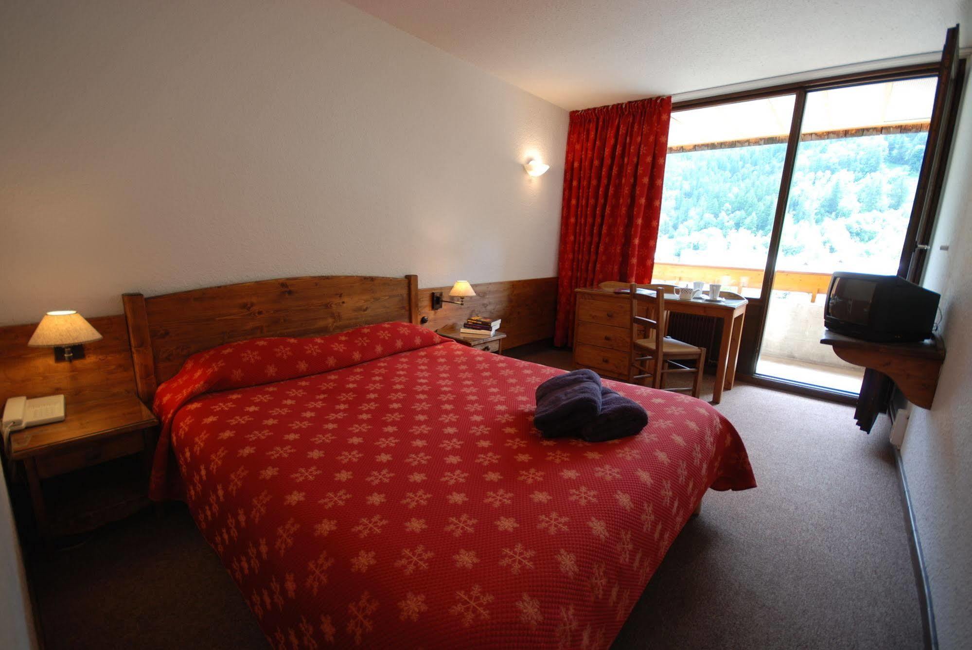 Hotel Plein Sud Serre Chevalier Exterior photo